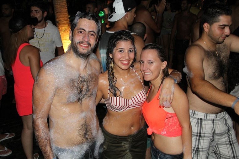Lebanon Largest FOAM Party 3 (1)